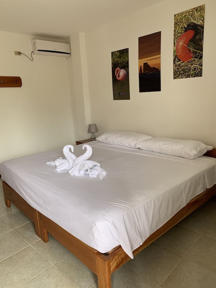 White House Galapagos