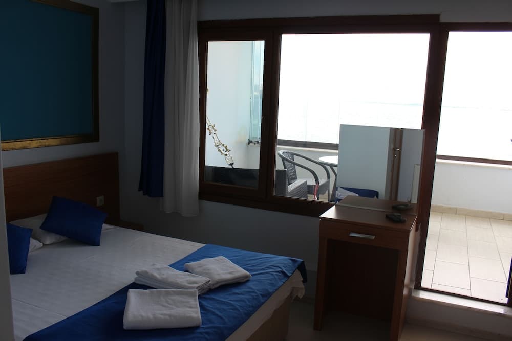 Kalamari Boutique Hotel