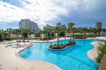 Luau Resort by Panhandle Getaways