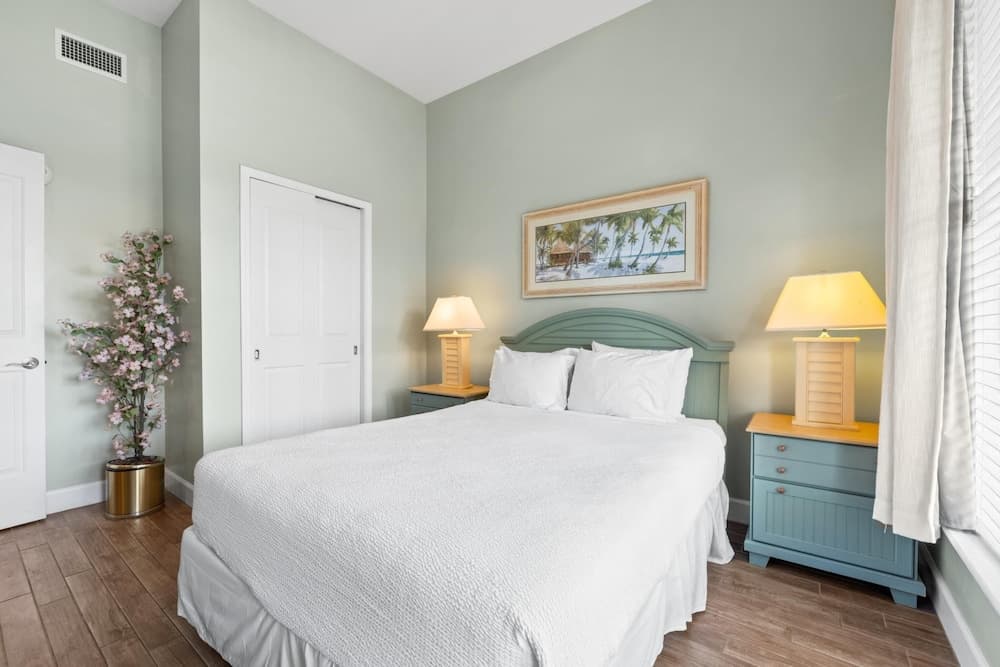 Reflections at Bay Point by Panhandle Getaways