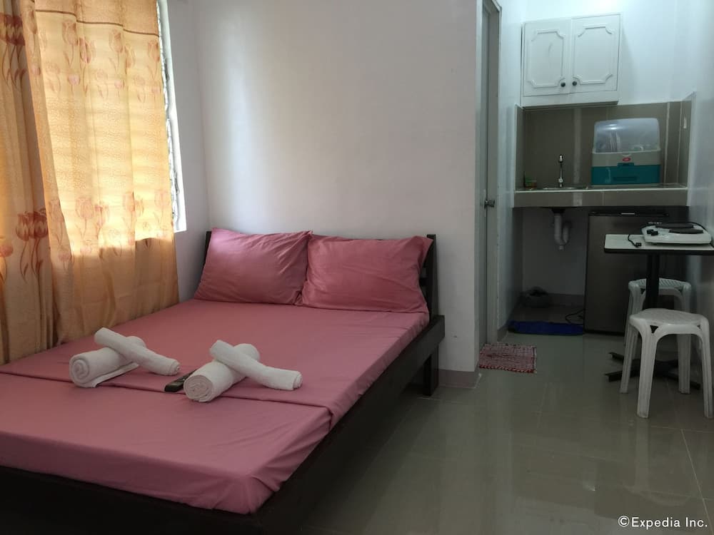 Gaea's Apartments - Hostel