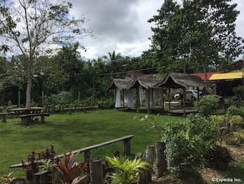 Gaea's Apartments - Hostel