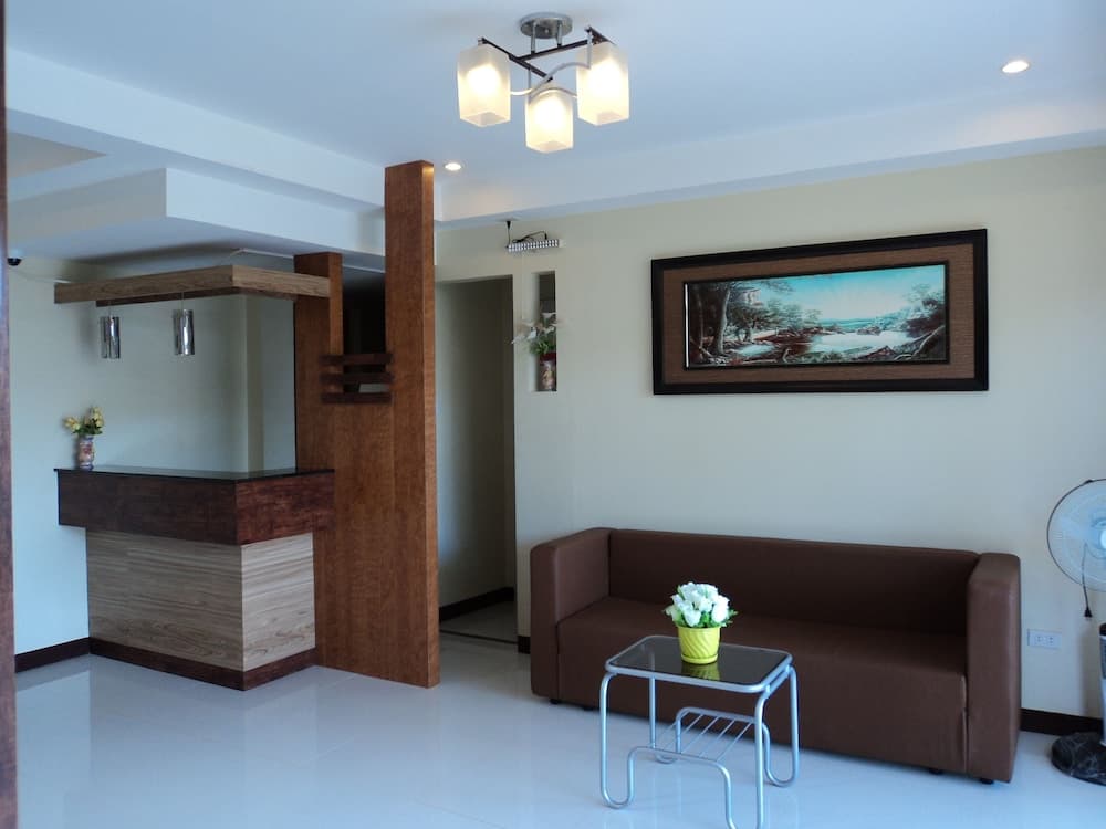 Greenfields Tourist Inn