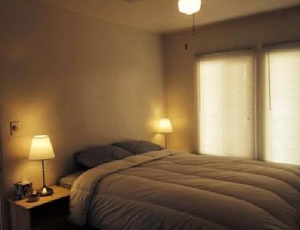 Ocean View Condos - Mission Beach