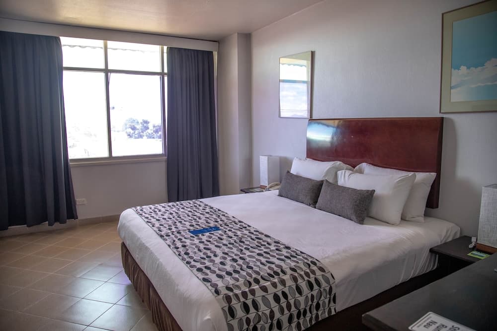 Bird of Paradise Hotel & Apartments