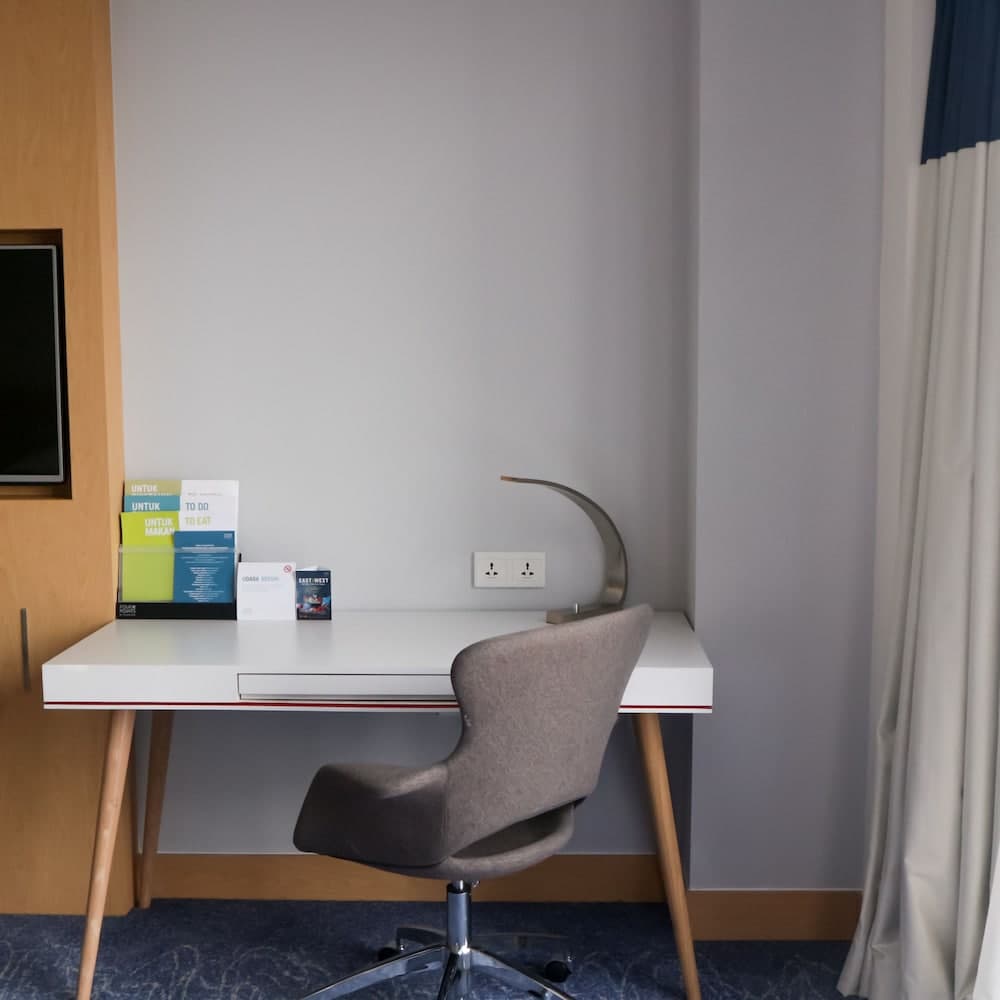 Four Points by Sheraton Surabaya, Tunjungan Plaza