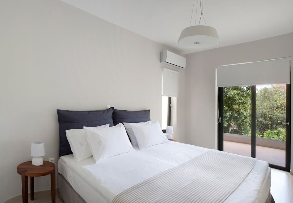 Aethrion Boutique Homes