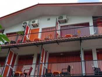 Thambili Island at Stubbs - Hostel