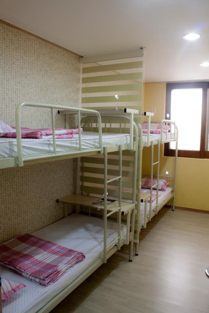 NeaRest Guesthouse in Jeonju - Hostel