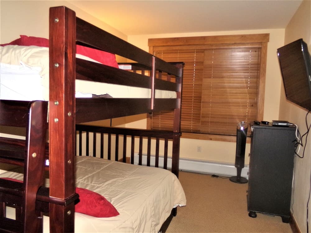 Springs 2 Bed 3 Bath Murphy