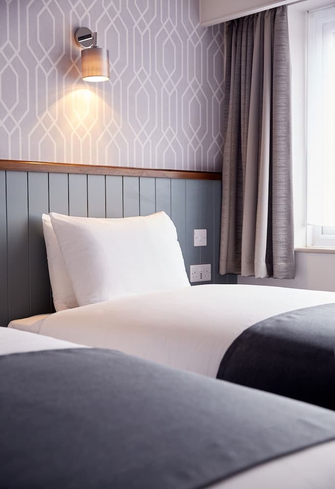 The Chase Hotel by Greene King Inns