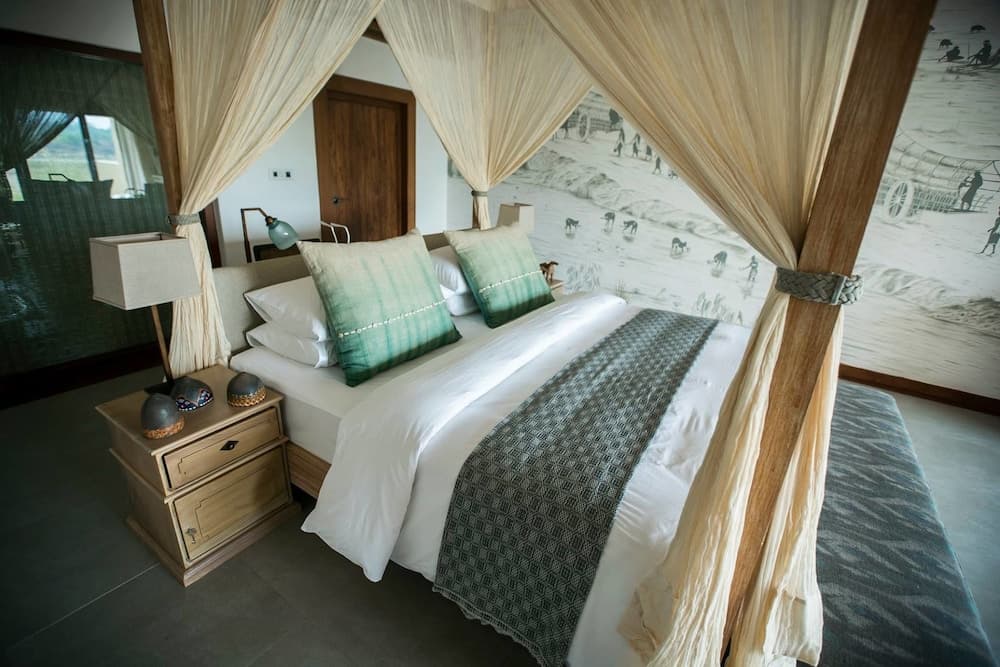 Meghauli Serai, A Taj Safari Lodge