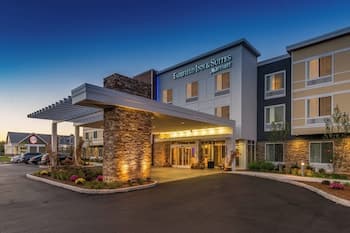 Fairfield by Marriott Inn & Suites Plymouth White Mountains