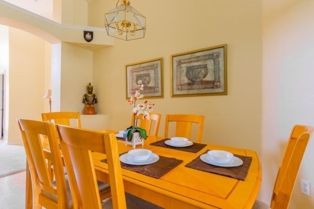 Mark's Sunrise Lakes Villa