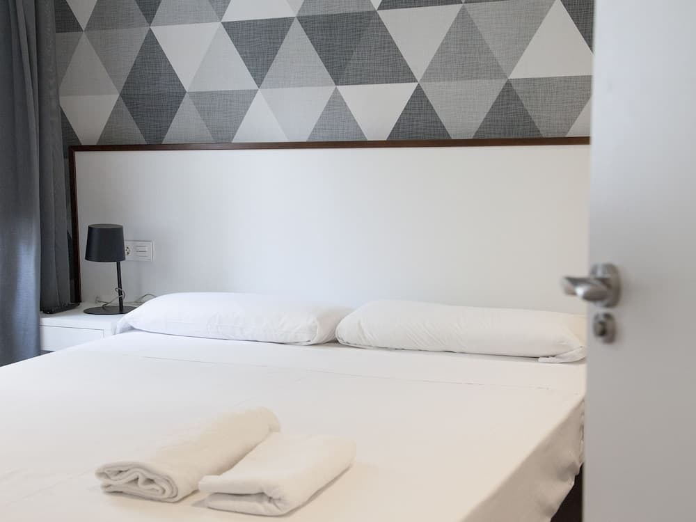 Flats Friends Soho Suites