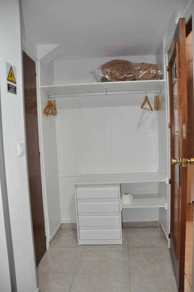 Hostal Ramón y Cajal