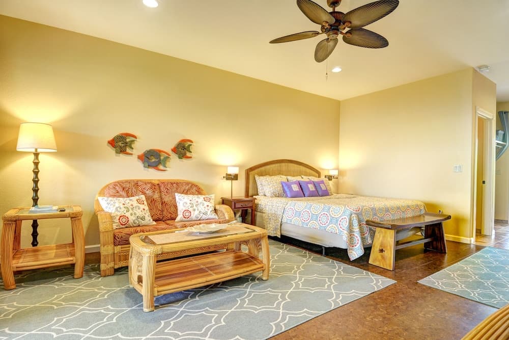 Mahana House Country Inn