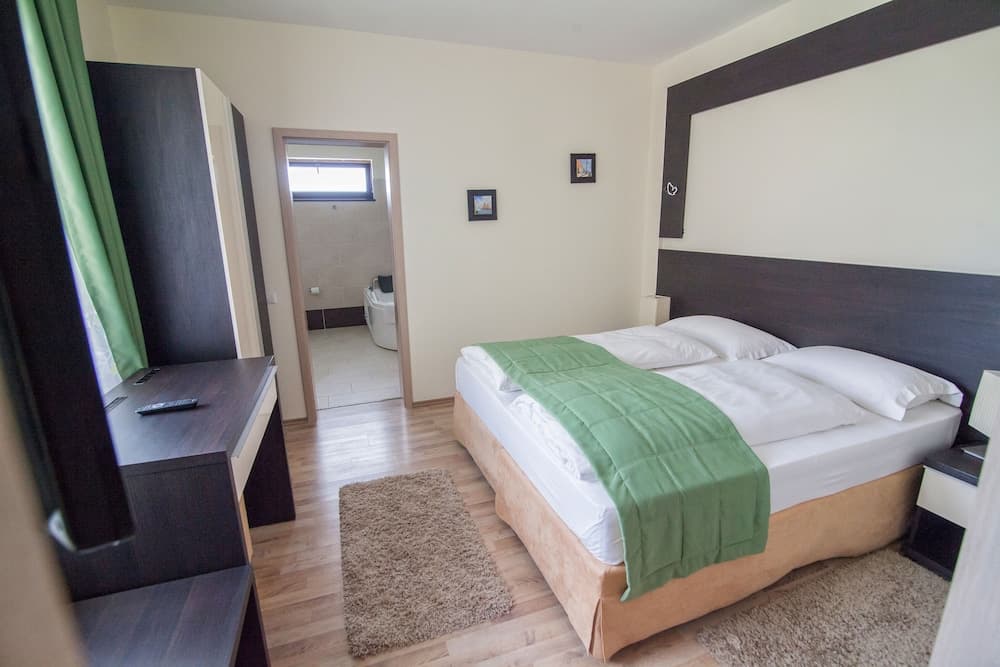 Pensiunea Aristocratis