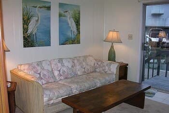 Gullway  2821 3 Bedroom Townhouse