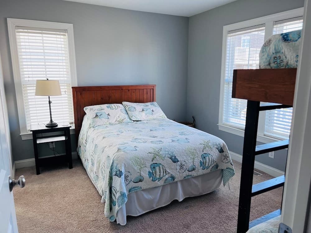 2ice As Nice 4 Bedroom Home by RedAwning