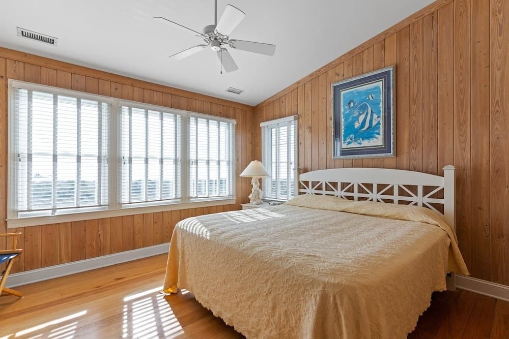 Cypress Hall 6 Bedroom Home by RedAwning