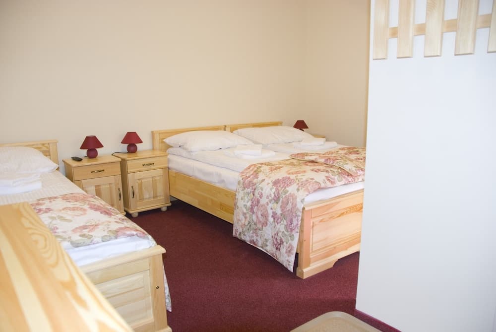 Zajazd Górski Kuźnice - POLSKIE TATRY S.A.