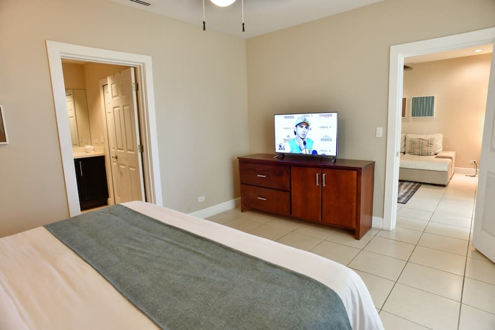 Coco Breeze Residence