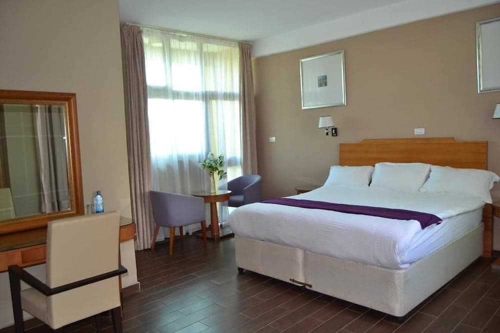 Fasil International Hotel