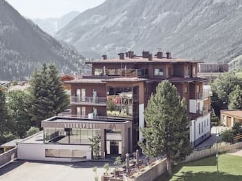 ARX Hotel & Restaurant