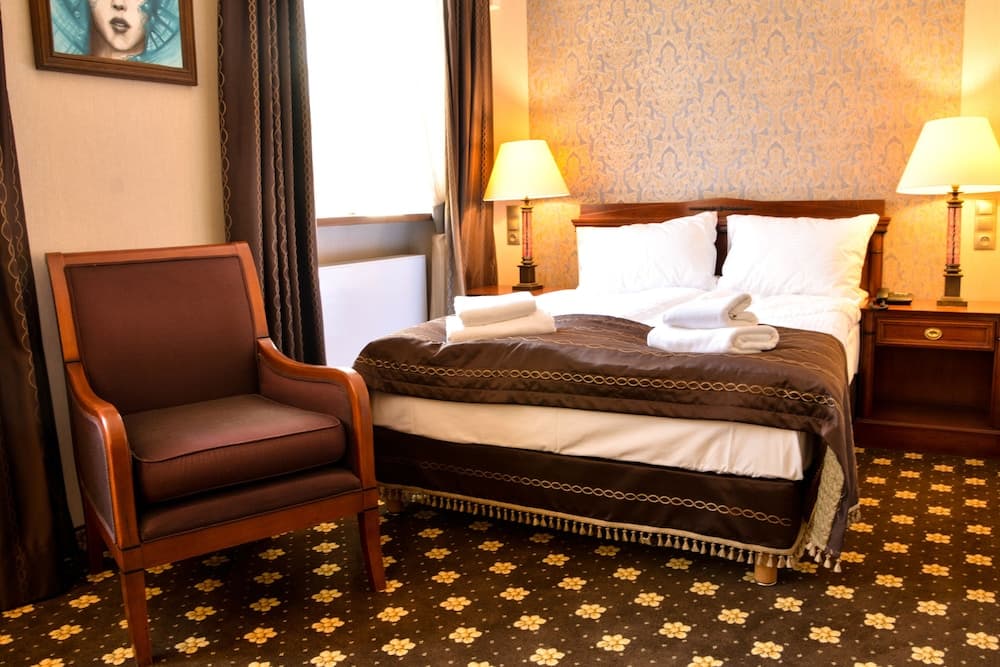 Komoda Club Residence