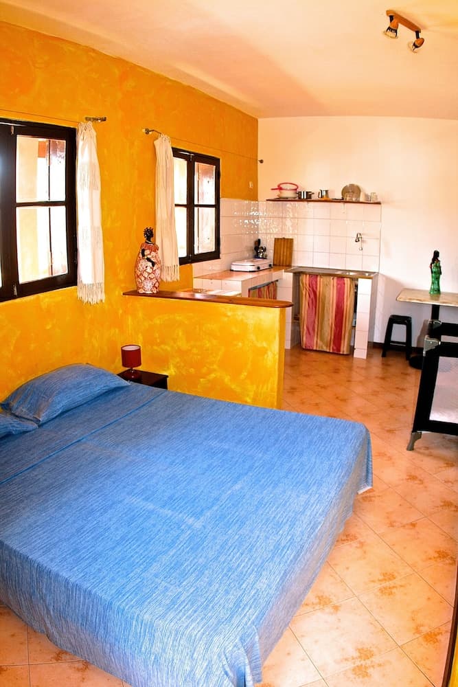 Sakaroule Bed & Breakfast