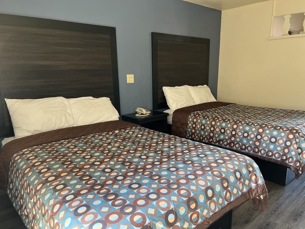 Economy Inn Fresno Yosemite