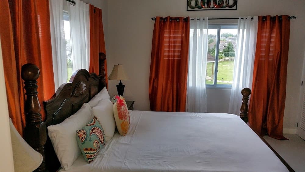 Fern Court Apartment With Oceanic View