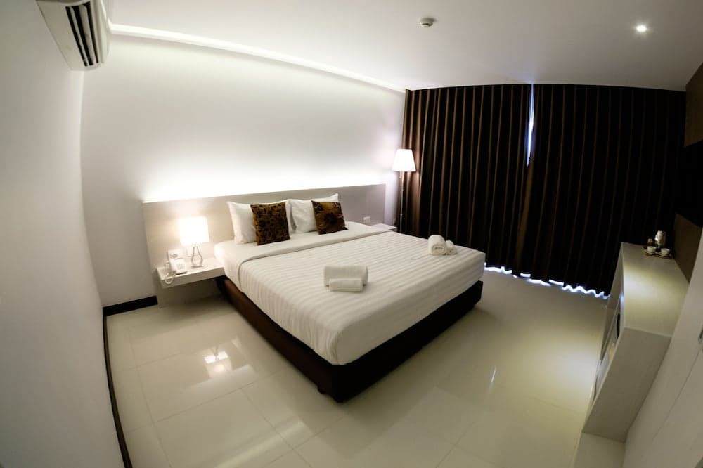 Chaisaeng Villa Hotel