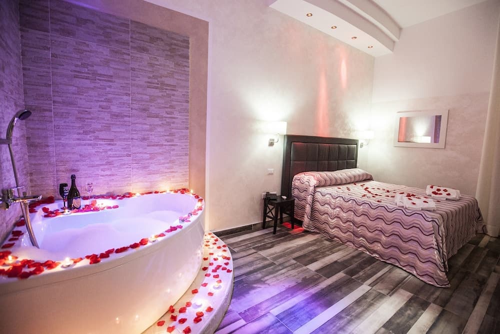 Napoli Garibaldi Square