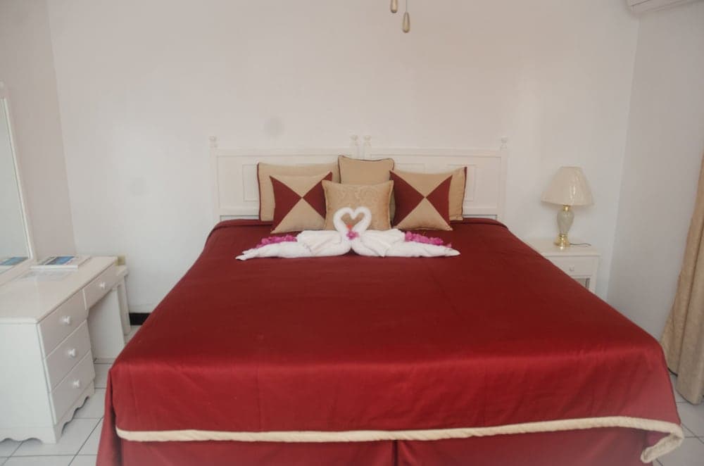 Sandcastles Beach Resort