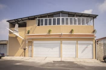 Euro Hostal - Hostel