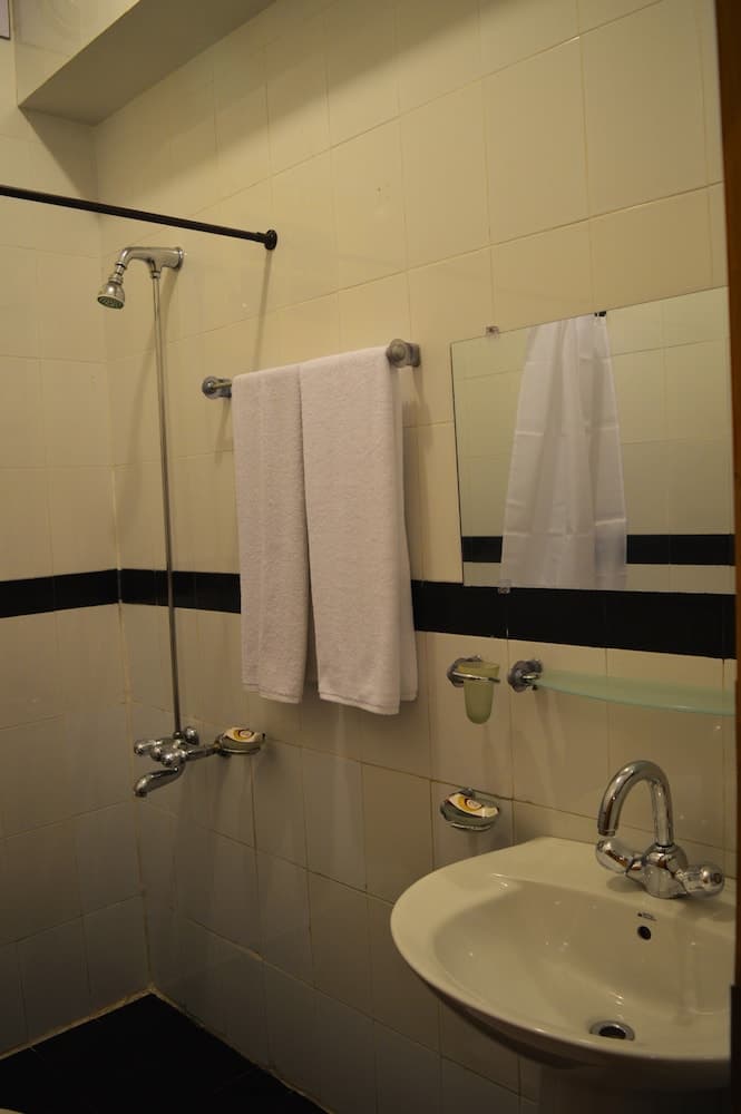 Hotel One Rahim Yar Khan Club Road