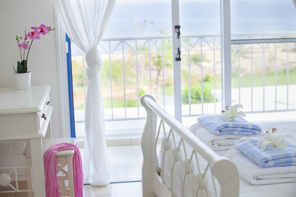 Protaras Seafront Villa Mimosa