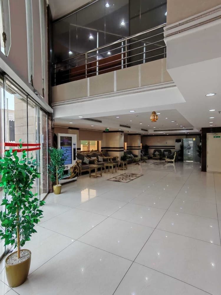 Al Azhar Nuzhah Hotel