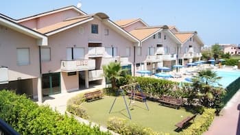 Polena Residence Hotel