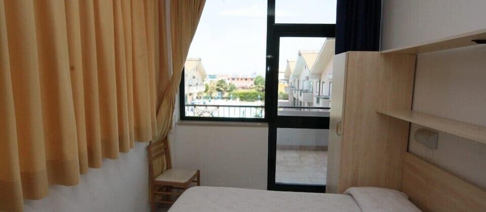 Polena Residence Hotel