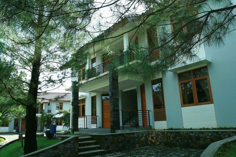 GDW Hotel & Cottage