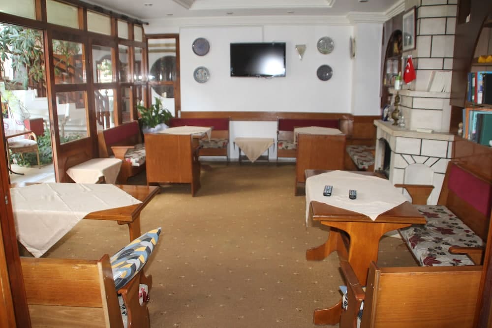 Hotel Karyatit Kaleiçi