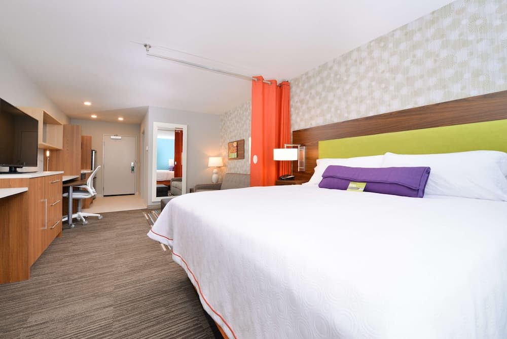 Home2Suites by Hilton Dupont, WA