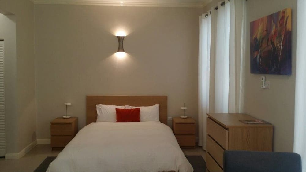 Kingsway New Kingston Guest Apartment II