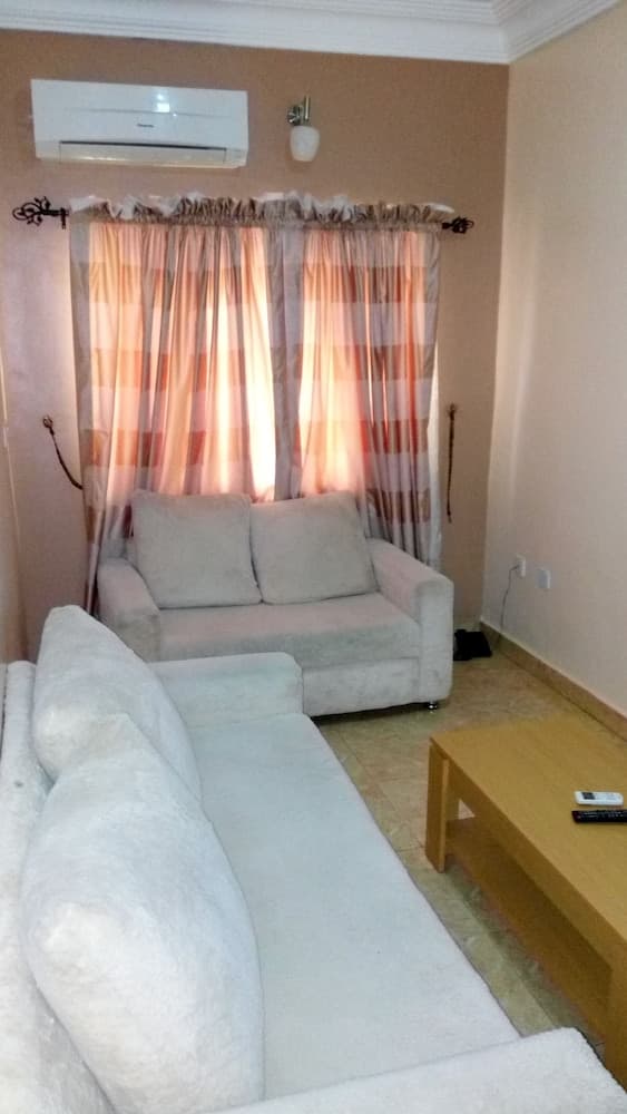 Western Sun International Hotel & Events Centre