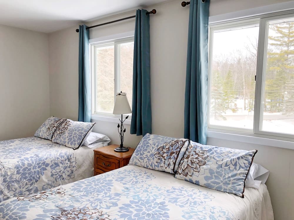 Churchill Pointe Inn