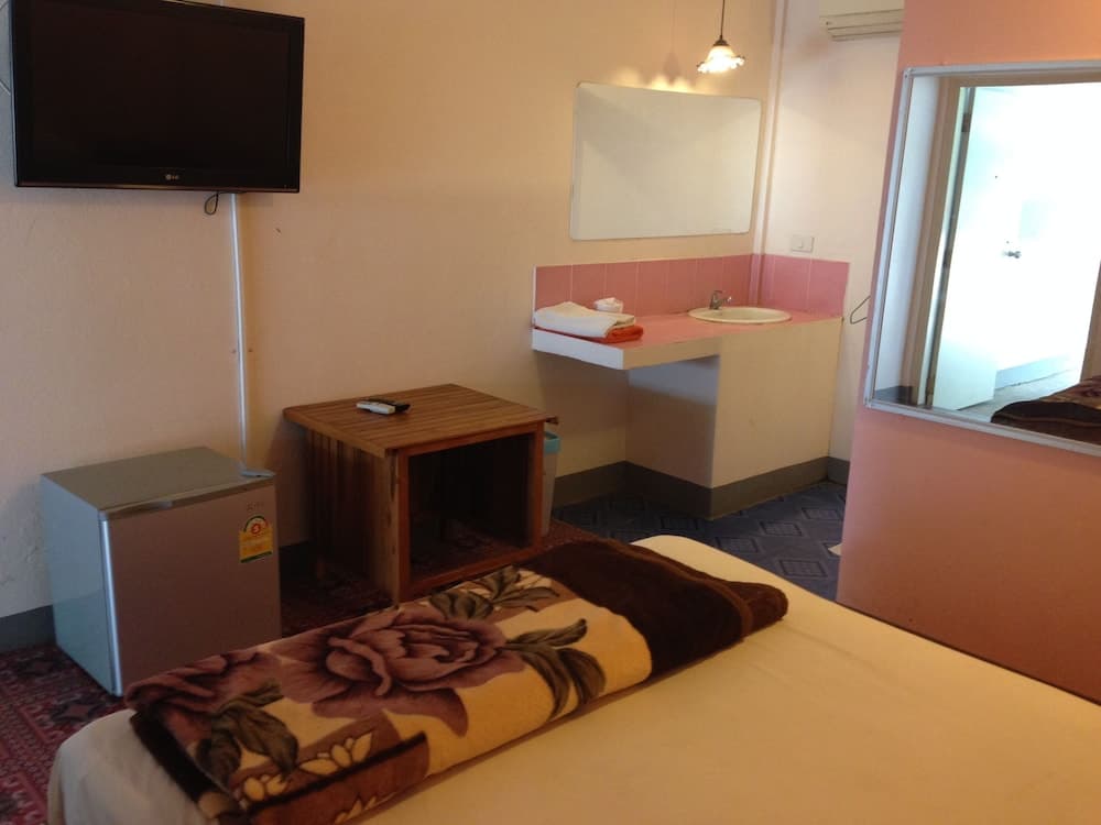 Natpob Sleep Station Motel