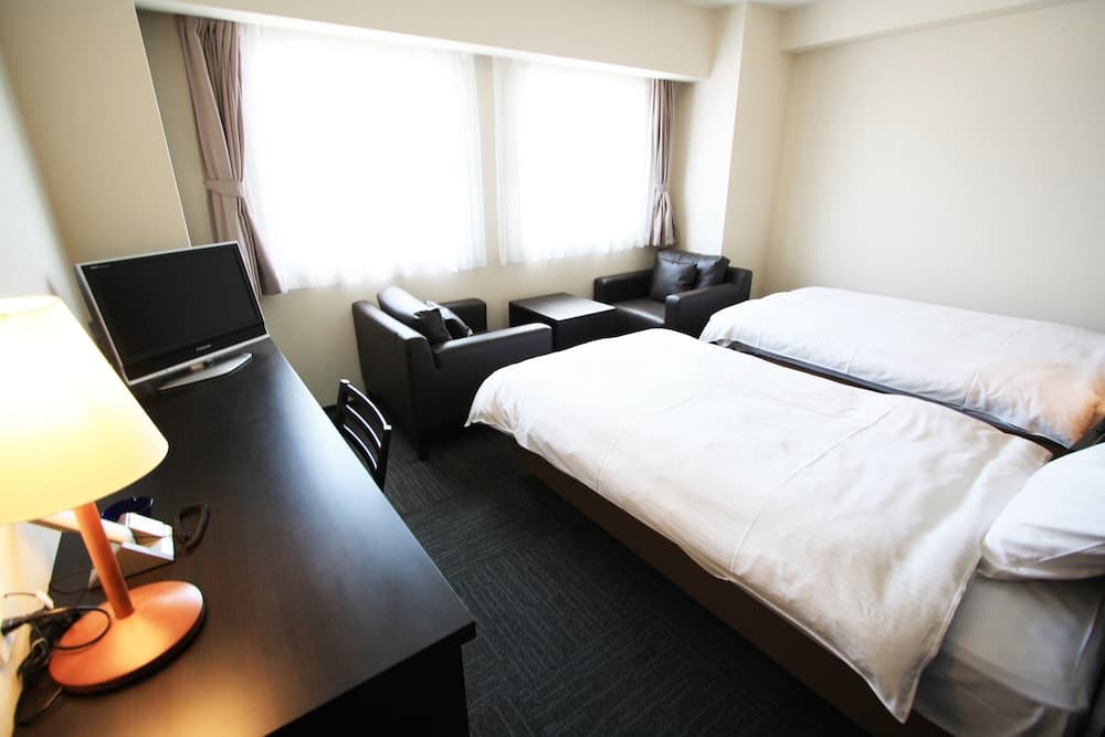 Green Rich Hotel Tosu Ekimae